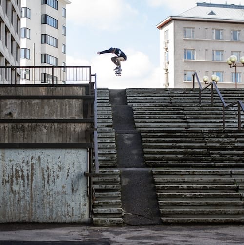 Kris Vile - Nollie Heel in Helsinki